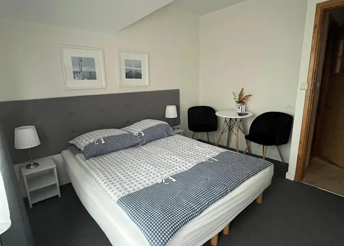 Aleksandra לינה וארוחת בוקר