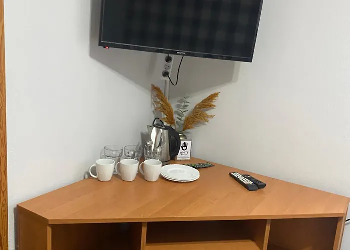 לינה וארוחת בוקר Aleksandra