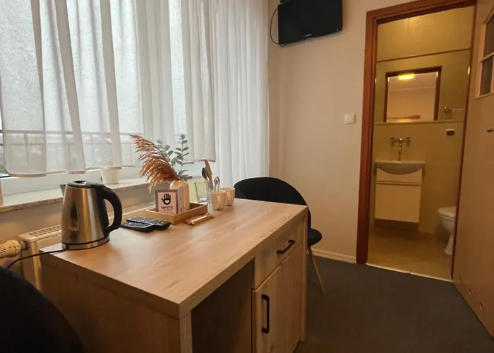 Aleksandra לינה וארוחת בוקר 3*