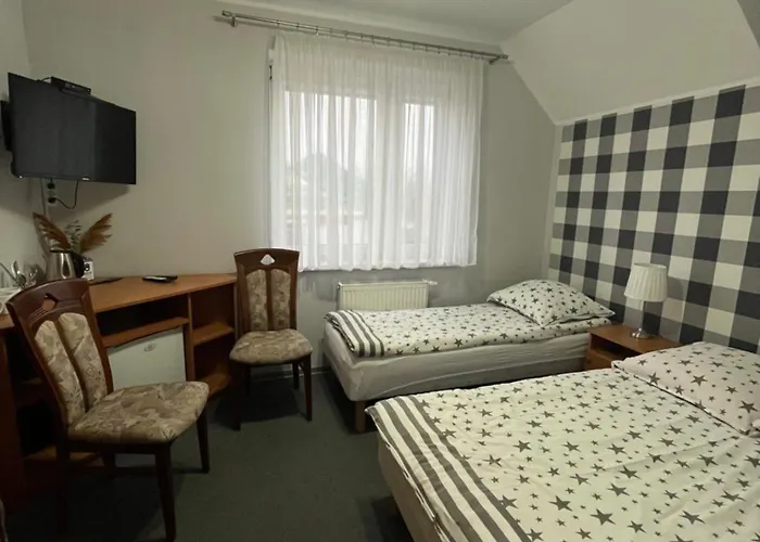 לינה וארוחת בוקר Aleksandra